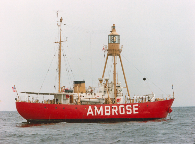 Ambrose Lightship (LV-87/WAL-512) - New York, New York