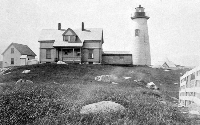 Cuttyhunk Light history - NEW ENGLAND LIGHTHOUSES: A VIRTUAL GUIDE