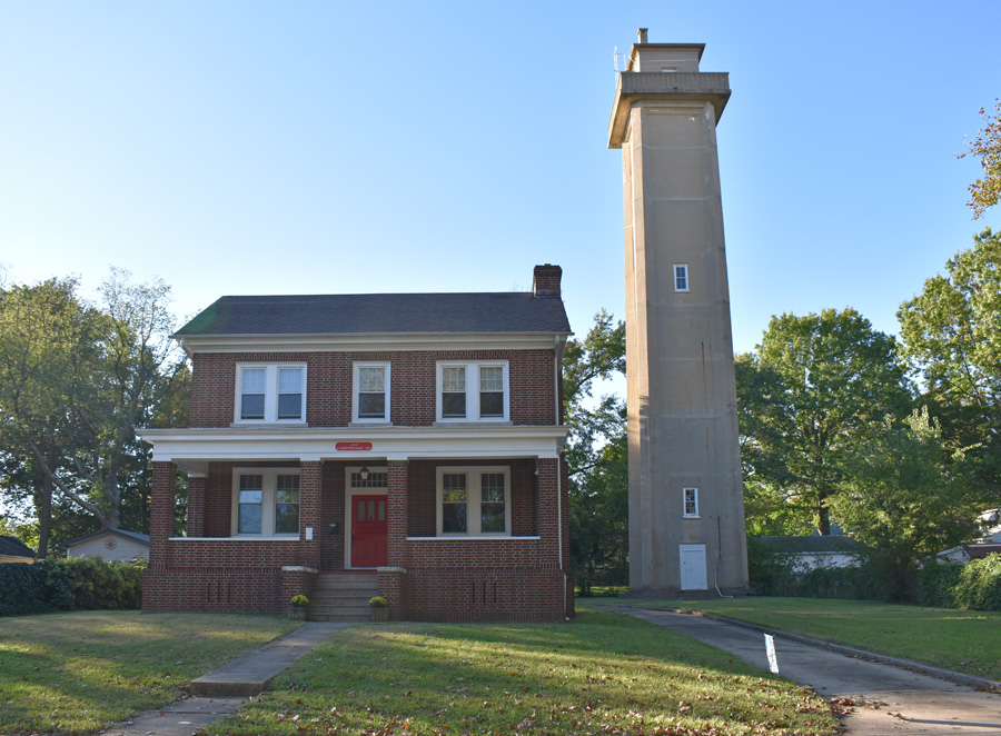 Marcus Hook Range Lighthouse Delaware At Lighthousefriends Marcus Hook Range Lighthouse Delaware At Lighthousefriends