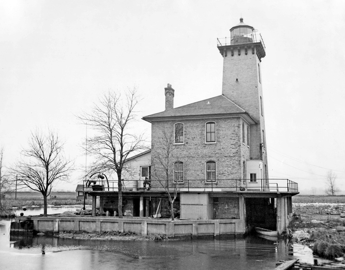 Free Saginaw River History Tours Are Back For a Limited Time in