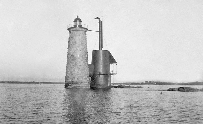 Whaleback Ledge Lighthouse, Maine at Lighthousefriends.com