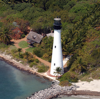 Cape Florida Lighthouse, Florida at Lighthousefriends.com
