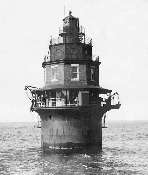 Elbow of Cross Ledge Lighthouse, New Jersey at Lighthousefriends.com