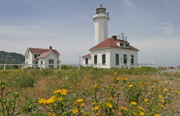 Details about   Vintage Postcard Unposted Point Wilson Lighthouse Pt Townsend WA 